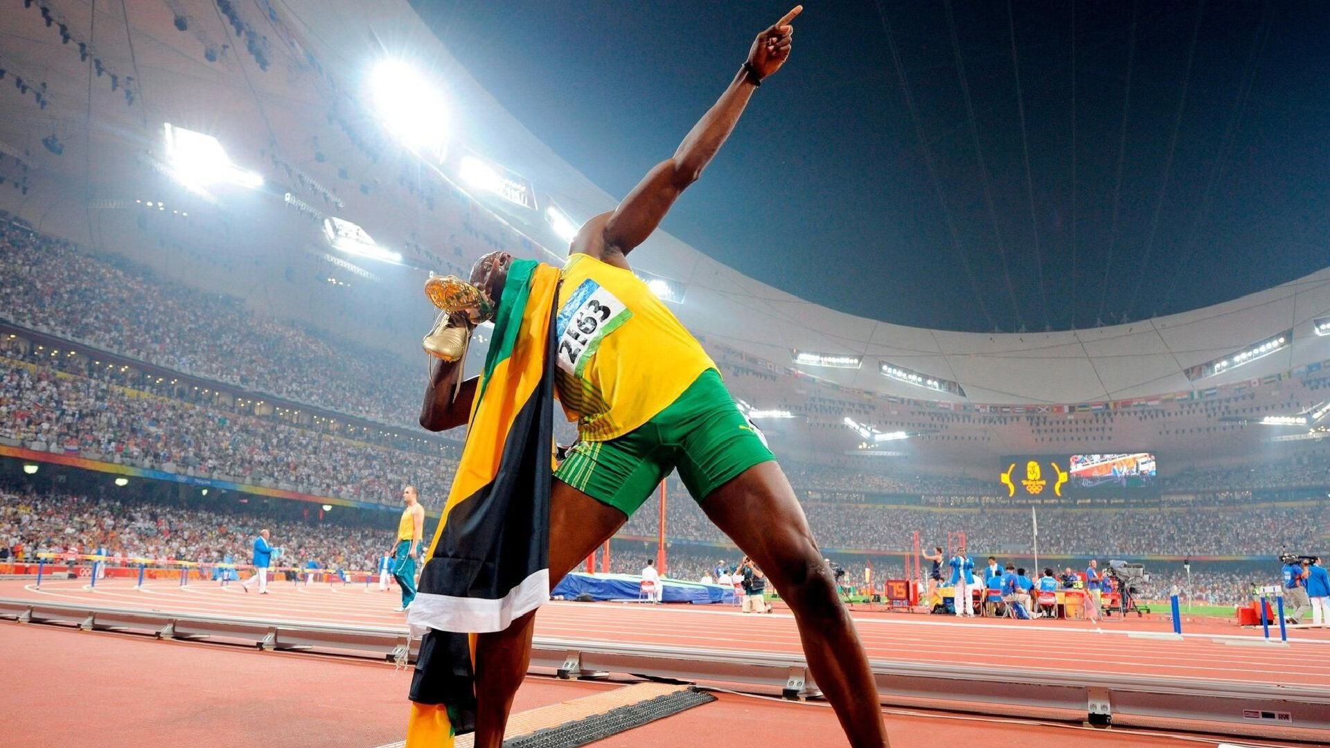 羽毛球赛场焦点！英格兰队对阵美国队，防守反击奏效，球队笑到最后