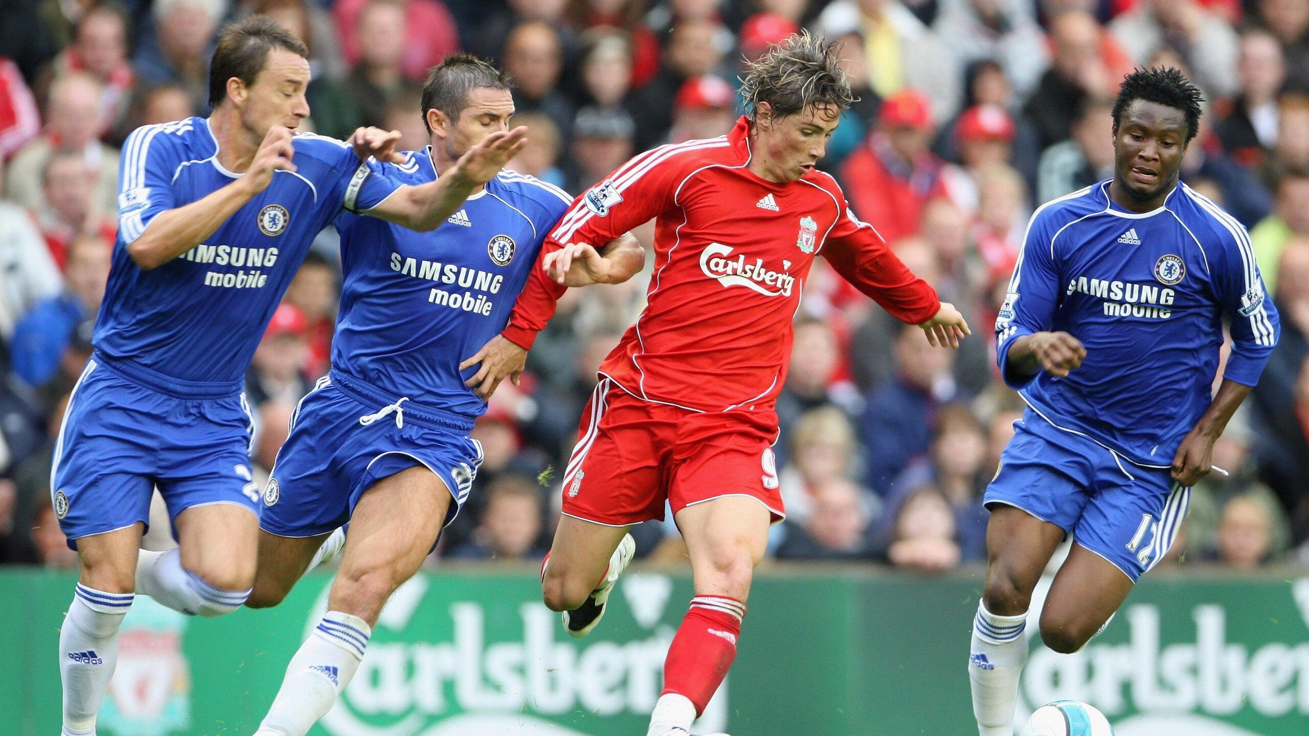 综合格斗赛场焦点！澳大利亚队对阵德国队，球星闪耀，全场焦点无人能挡