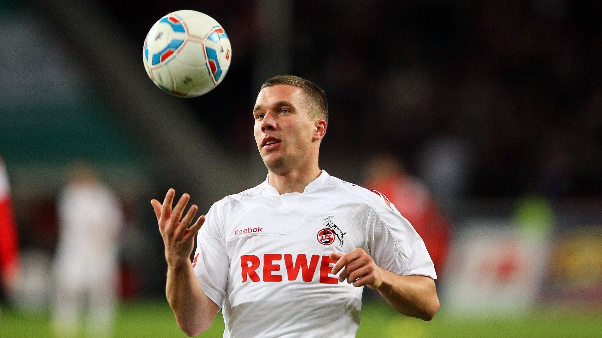 赛前速览：亚洲杯抢七大战山东泰山对阵巴黎圣日耳曼，三大看点值得期待