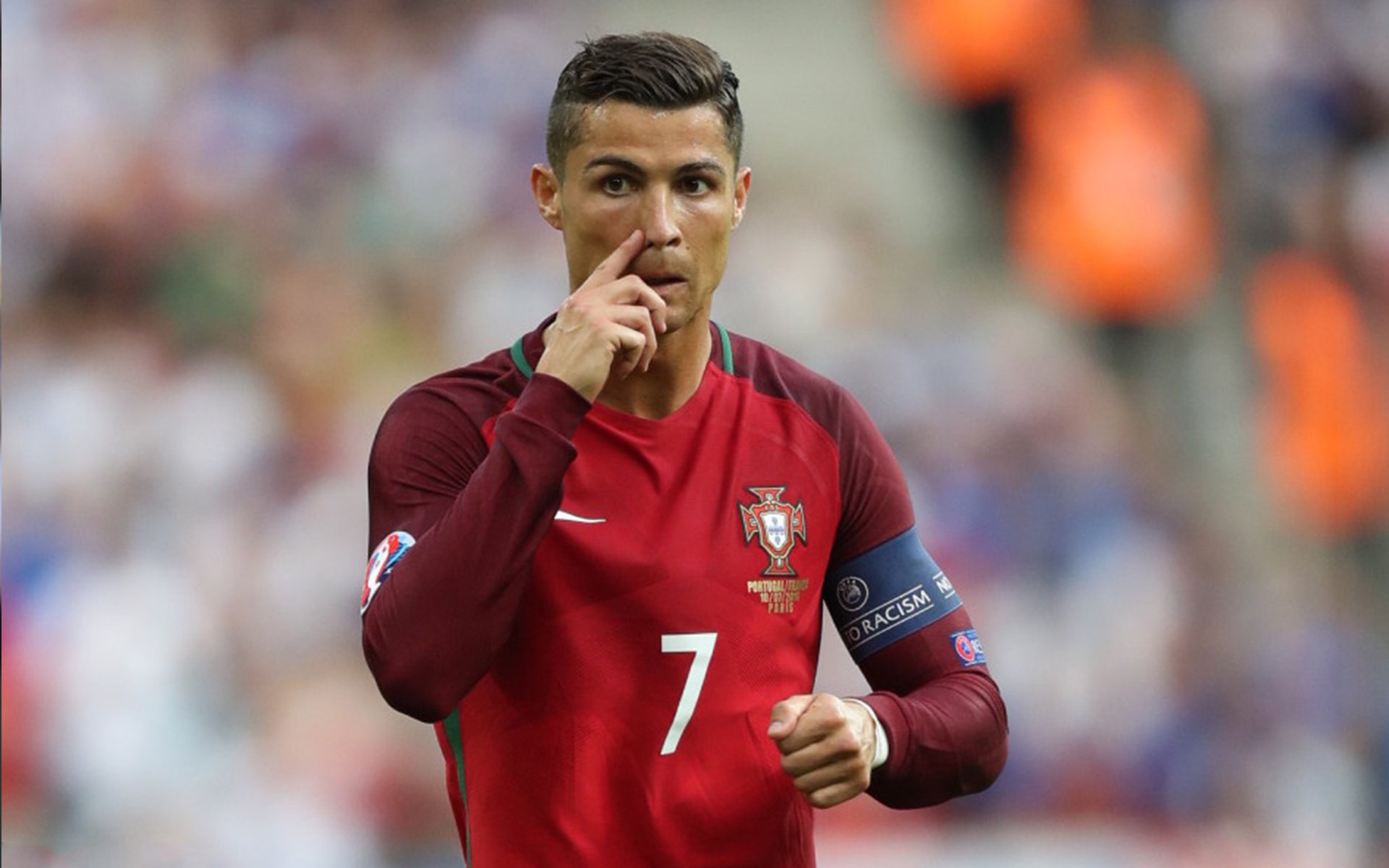 莱万多夫斯基遭遇五连败,切尔西教练面临压力!